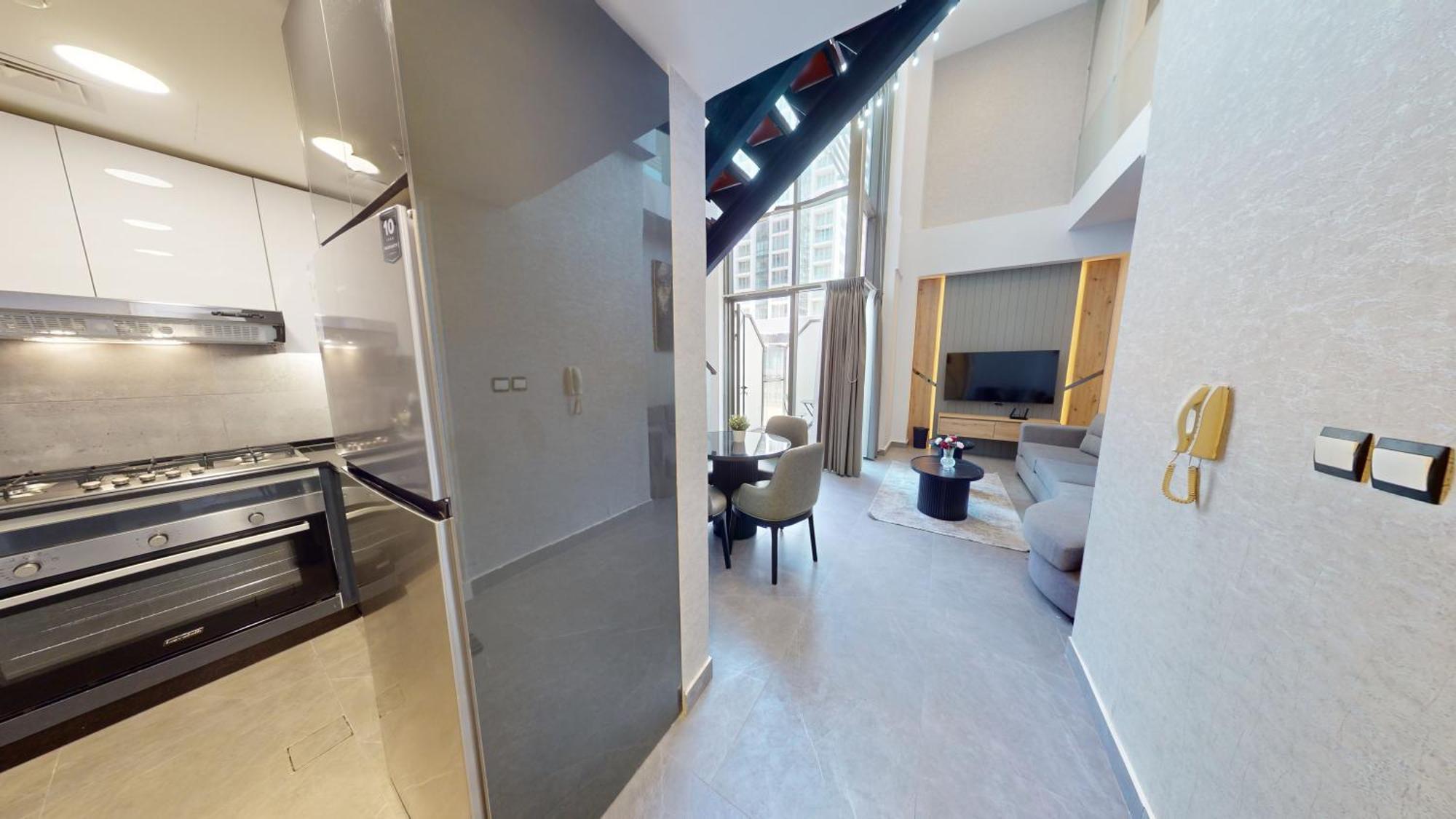 Al Fares Luxury Furnished Apartment-Damac Tower Екстериор снимка